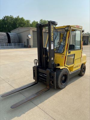 2001 Hyster Forklift (950415)